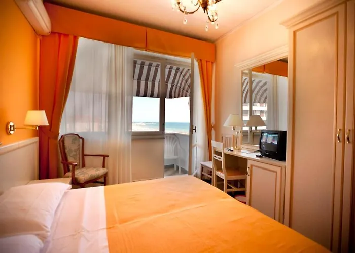 Hotel Hollywood Senigallia